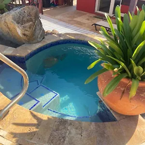 cozy-studio-apartment-with-private-jacuzzi.comcaribbean.com/